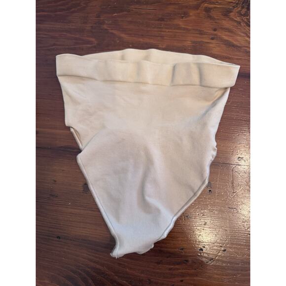 Skims Nude Thongs 2 Pairs size small NEW - Picture 9 of 12